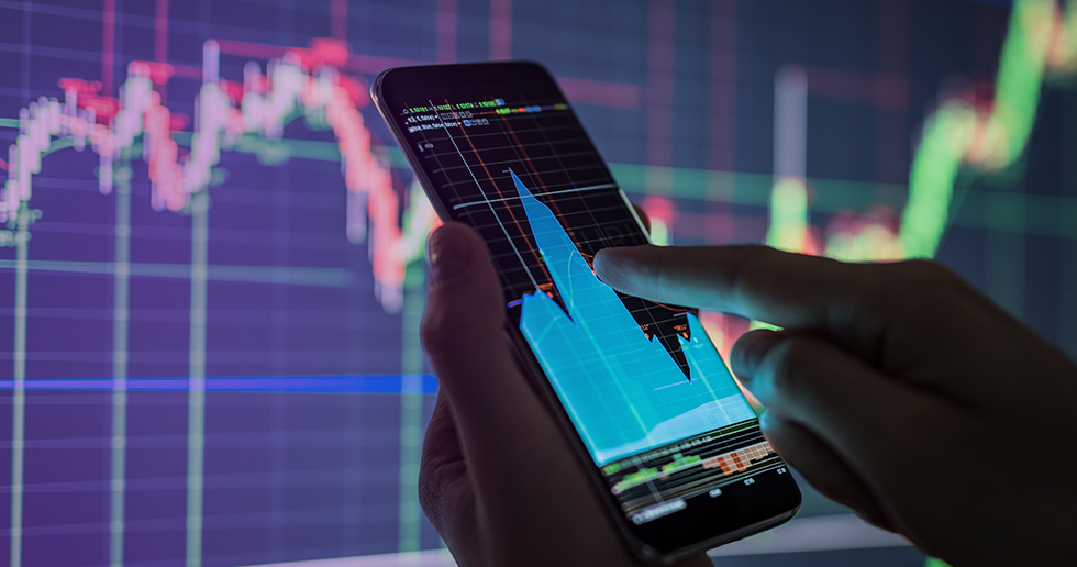 Investing for All: Making the Trading Top Trading App India More Accessible with Mobile Phones 